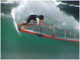 Sean Ordonez ...Carving 360er in die brechende Welle