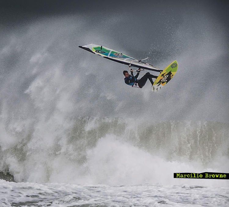 Red Bull Stormchase - Mission 3 - Cornwall