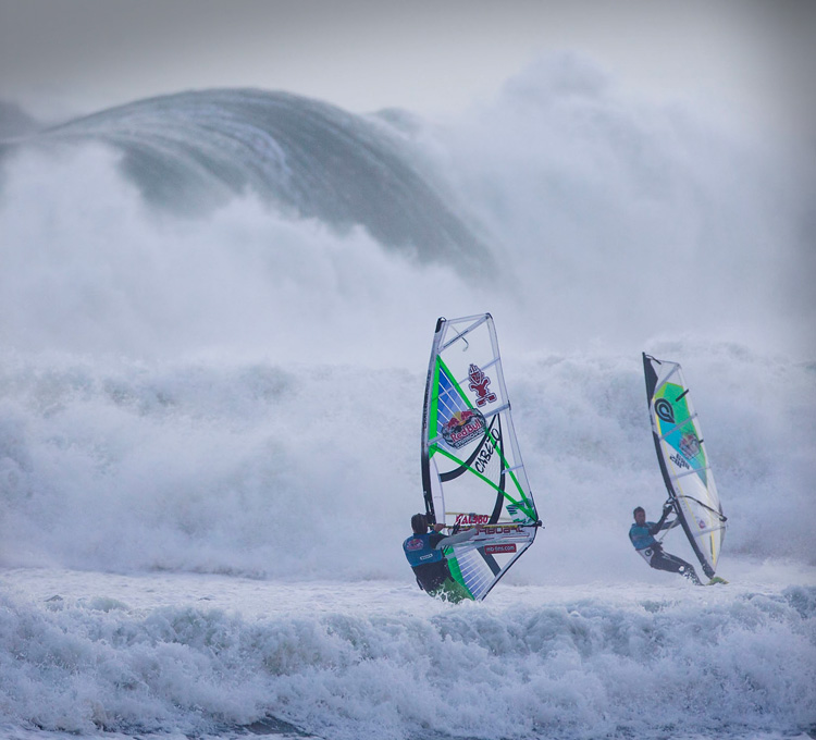 Red Bull Stormchase - Mission 3 - Cornwall