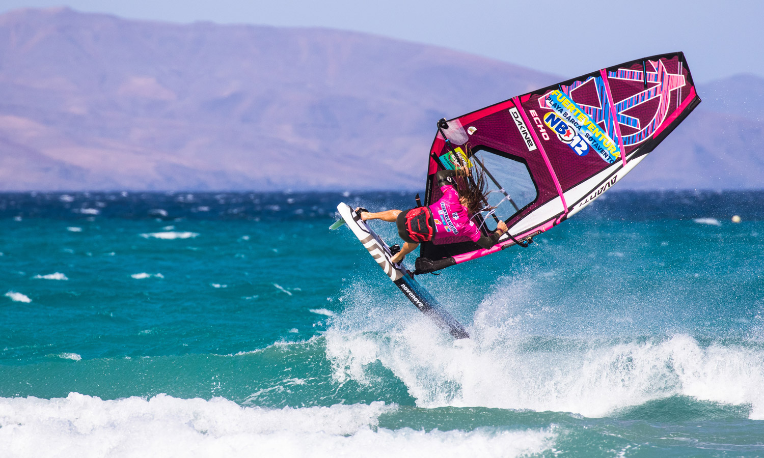 PWA Windsurf World Cup Fuerteventura 2018 - Freestyle Action am Sotavento Beach