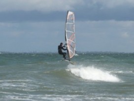 31.03.2012 - Heiligenhafen -  "Surfers Paradies"