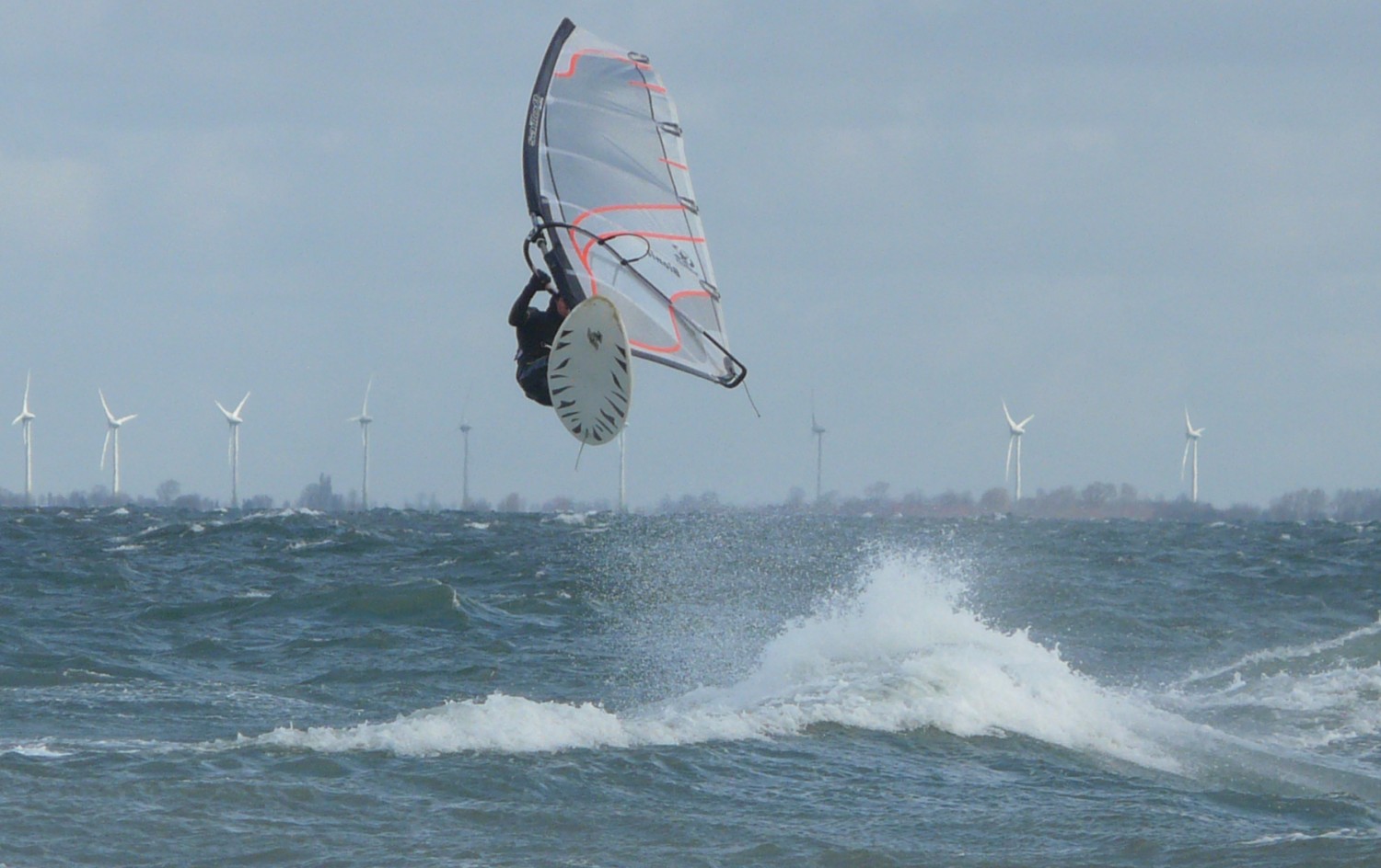 31.03.2012 - Heiligenhafen -  "Surfers Paradies"