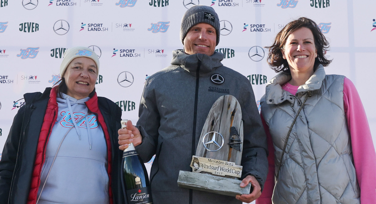 Birgitt Ballhause (Veranstalterin / Act Agency), Klaas Voget, Kristina Herbst (Präsidentin des Schleswig-Holsteinischen Landtages) // PWA Windsurf World Cup Sylt