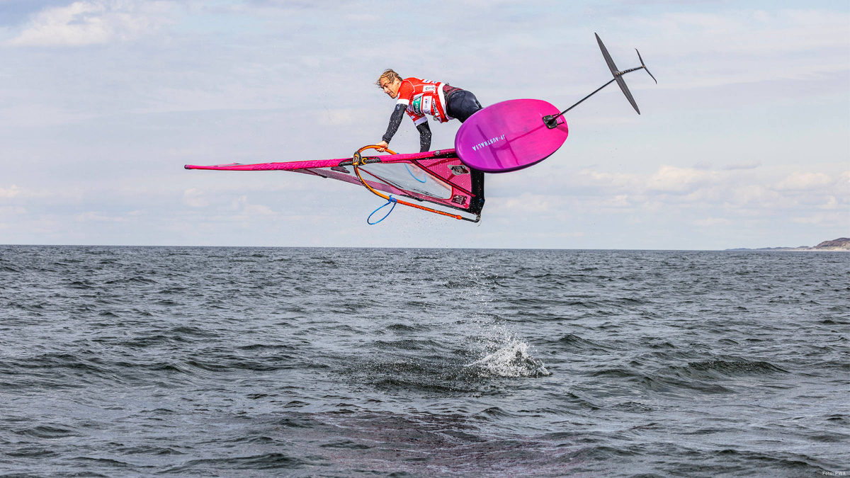 Foilstyle Action - Yentel Caers