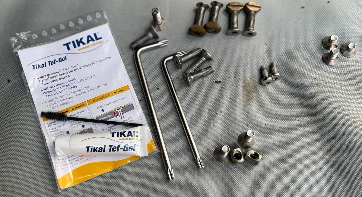Tikal Tef-Gel ist eine PTFE-basierte Paste und schützt vor Korrosion an Schraubverbindungen von Foils aus Aluminium