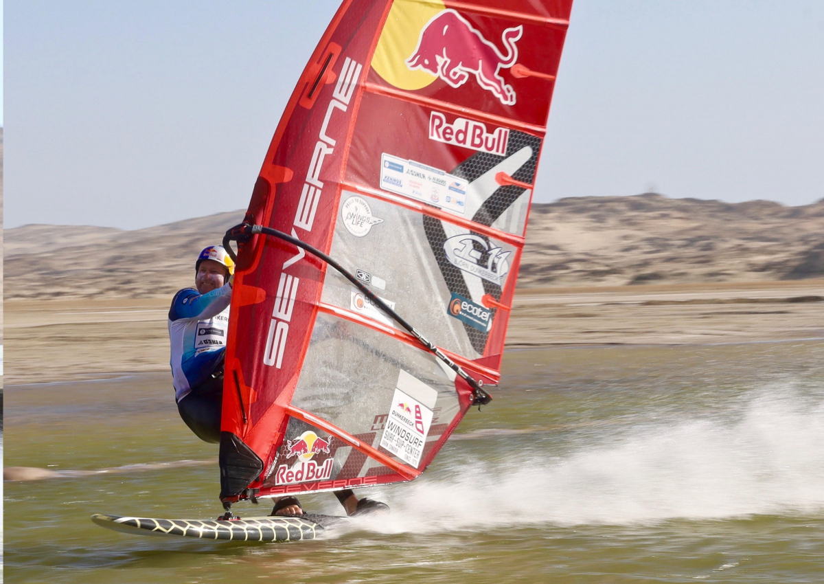 Speed Windsurfen in Lüderitz Namibia über 100 km/h
