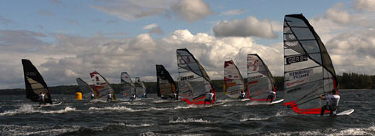 Asmussen gewinnt - DWC Eckernförde
