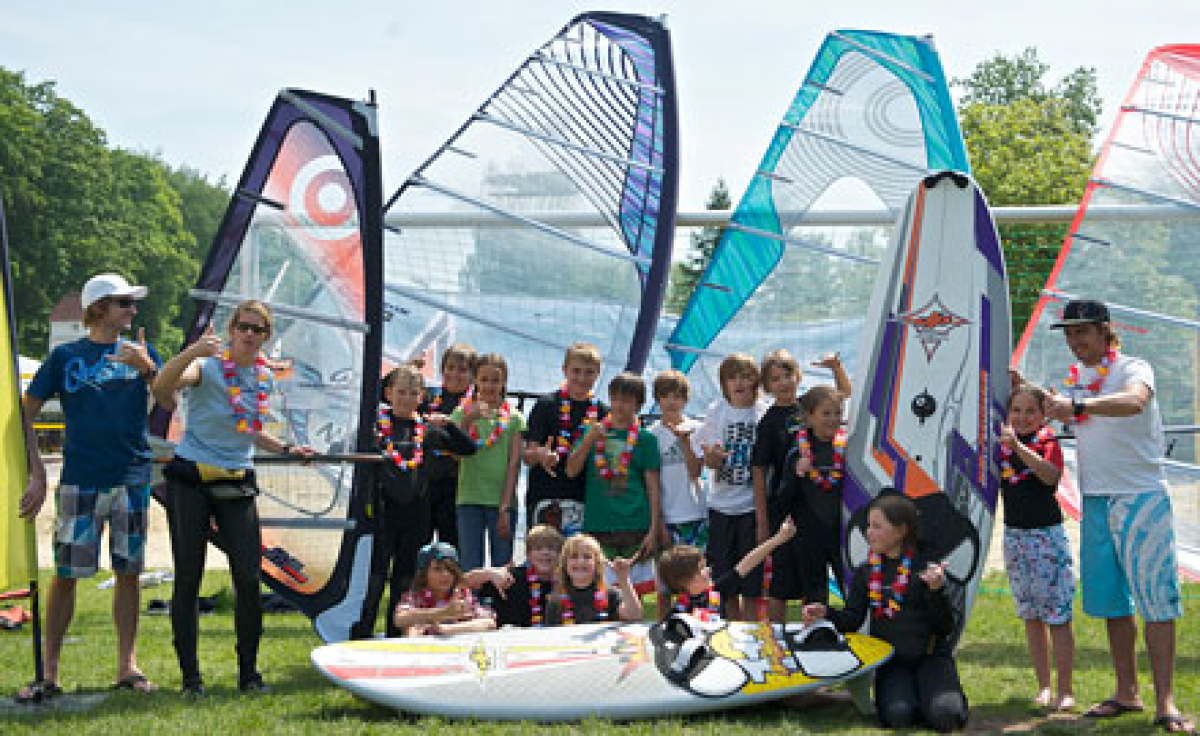 Kids Tour 2012 - NeilPryde / JP