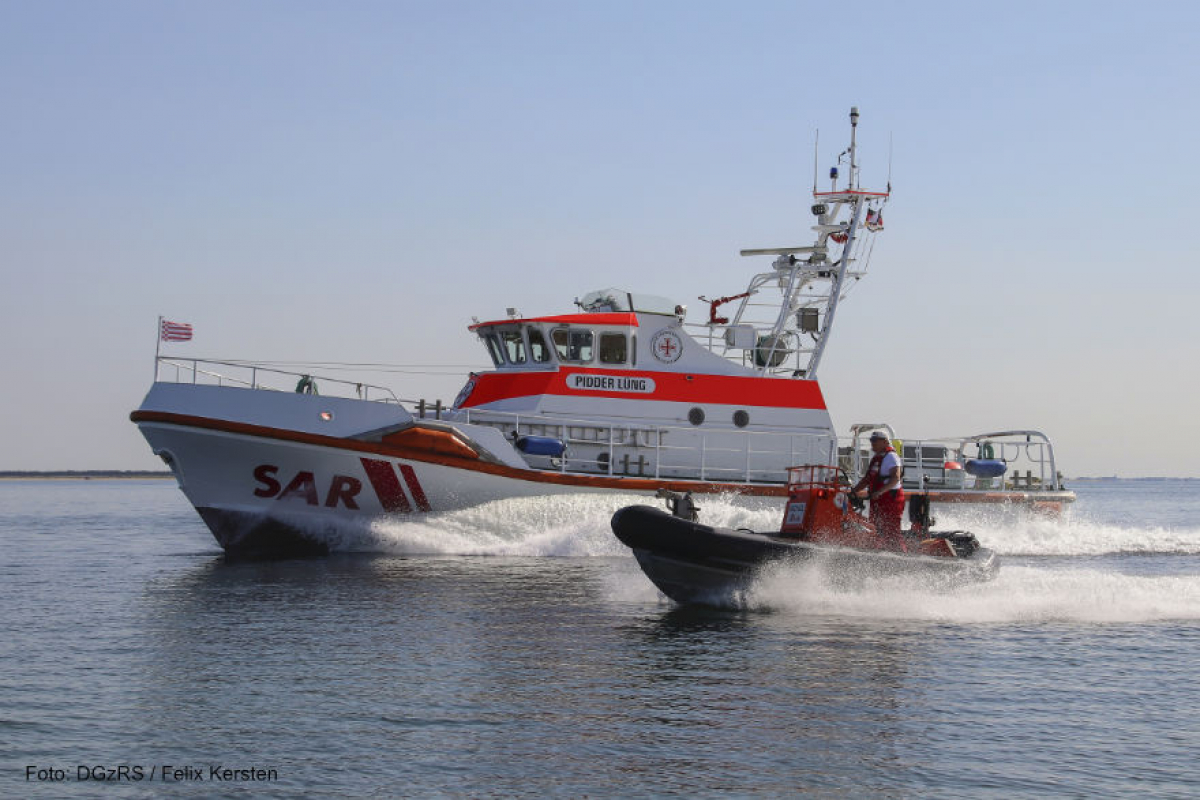 Surfer gerettet - DGzRS Einsatz vor Sylt