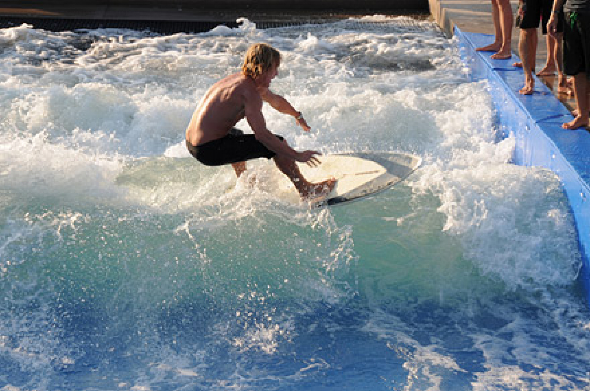 Neue stehende Welle - Surfspot Lüneburger Heide