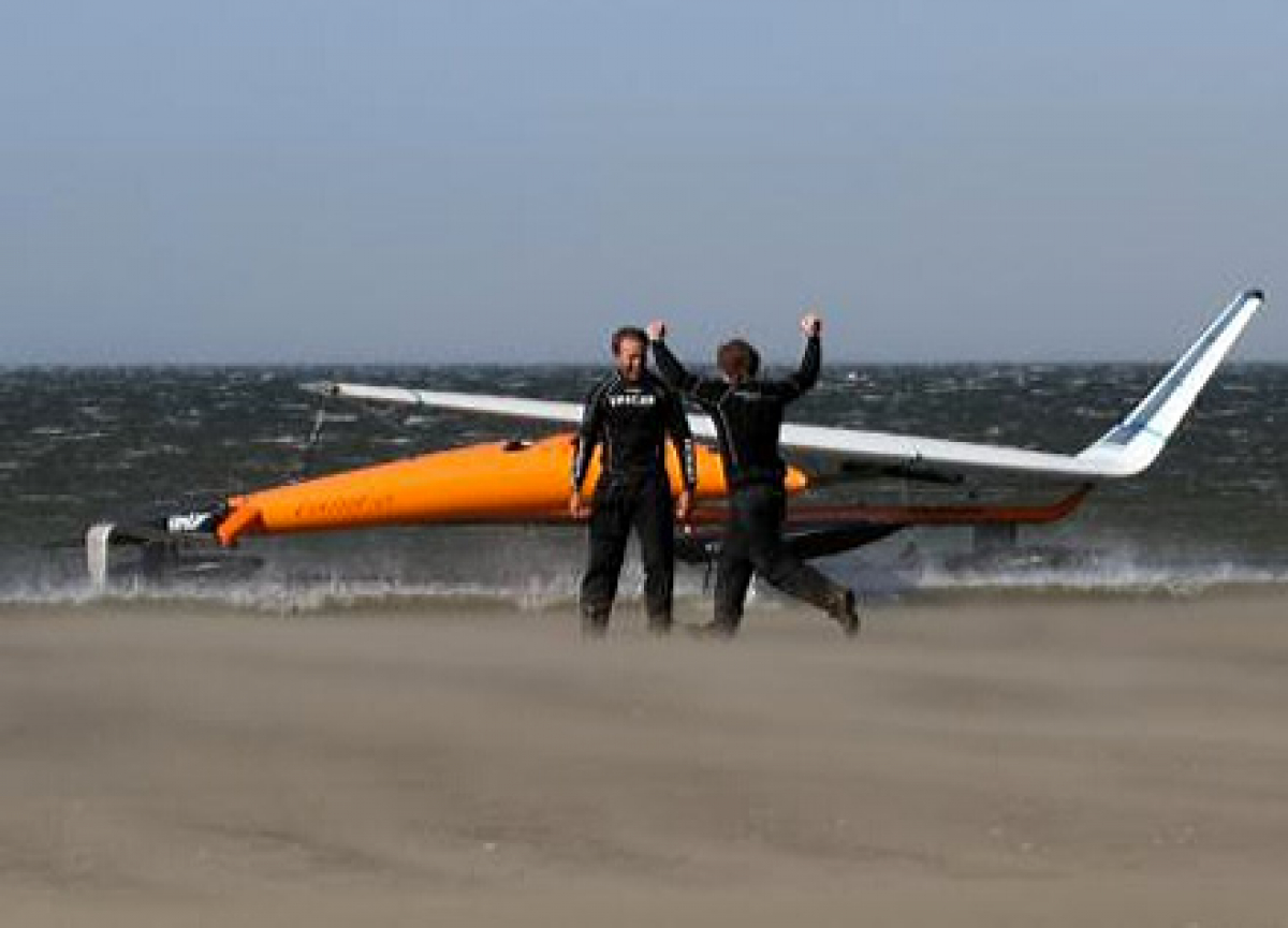 121,01 km/h - Vestas Sail Rocket