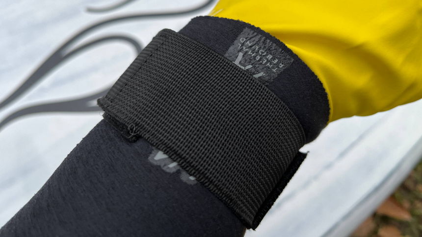 The Velcro strip provides a seal