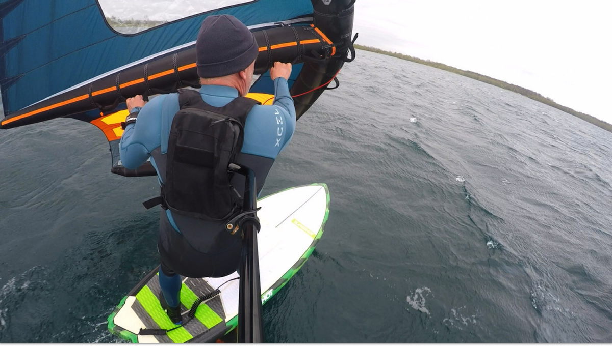 Das Glühen der Korona - mit dem Wing-Surfer am Cospudener See