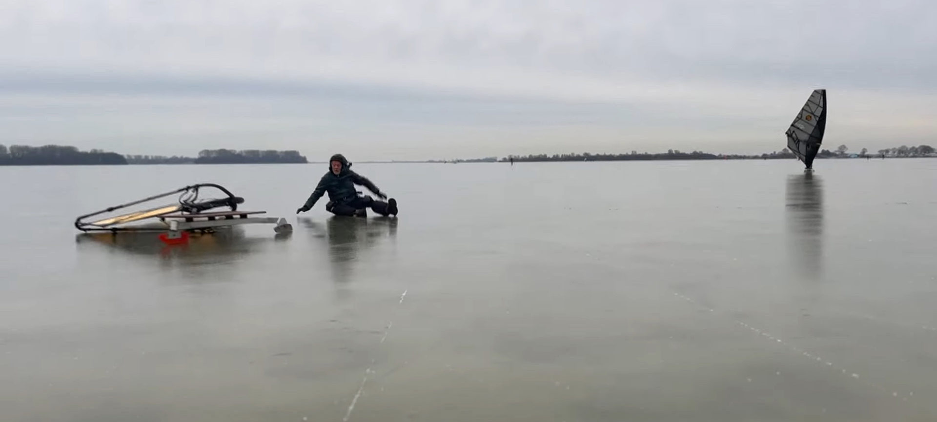 Ice Windsurfing with Friends dailydose.de